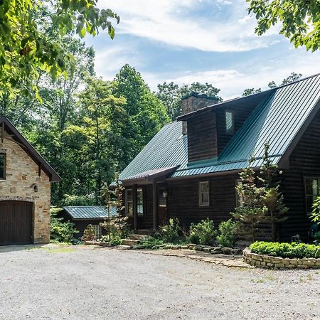 Cozy 2 Bedroom Cabin Nestled In Wooded Hideaway Monterey 외부 사진